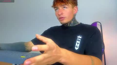 Esteban independent model online show from 11/30/25, 10:36