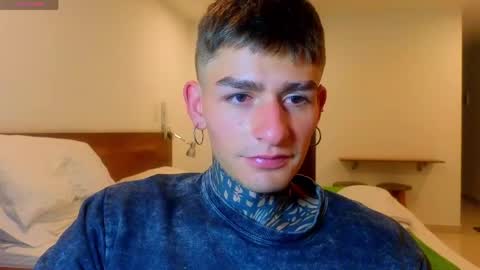 Esteban independent model online show from 05/10/26, 02:39