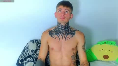 Esteban independent model online show from 05/19/26, 01:56
