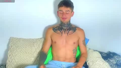 Snapshot of estebanchar_ chatting on 06/25/26, 07:02 Esteban independent model online show from 06/25/26, 07:02