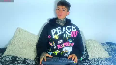 Snapshot of estebanchar_ chatting on 07/01/26, 06:51 Esteban independent model online show from 07/01/26, 06:51