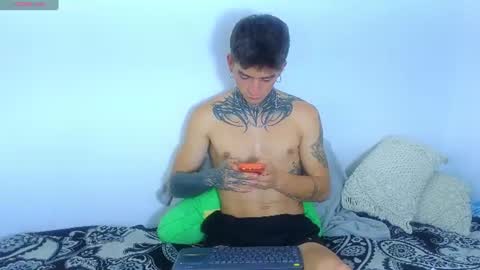 Snapshot of estebanchar_ chatting on 07/11/26, 04:37 Esteban independent model online show from 07/11/26, 04:37