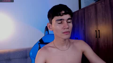 Esteban online show from 02/25/25, 01:06