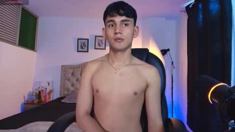 Esteban online show from 10/21/25, 09:26