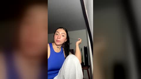 estefa1 online show from 02/18/26, 05:53