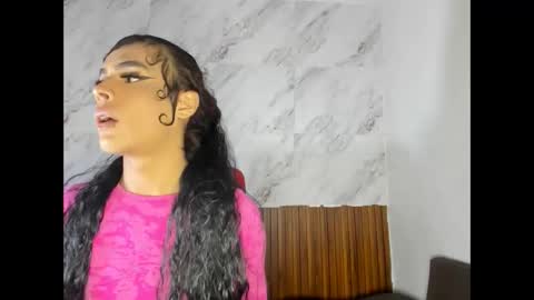 estefani robles online show from 06/09/26, 11:27