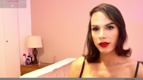estefania1812 online show from 07/12/26, 03:30