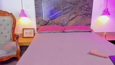 Snapshot of estefy_gomez1 chatting on 02/22/25, 03:45 Stefy online show from 02/22/25, 03:45