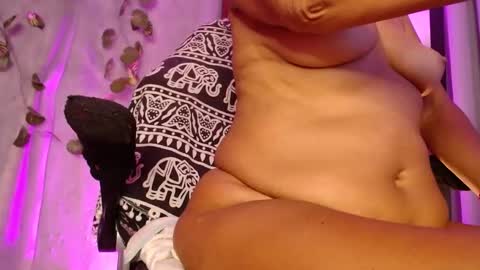 estelamaris online show from 02/07/25, 02:08