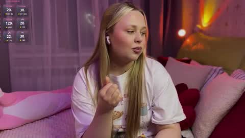 Estella online show from 03/04/26, 06:58