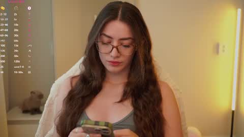 Snapshot of ester_hill chatting on 07/22/26, 04:04 Ester online show from 07/22/26, 04:04