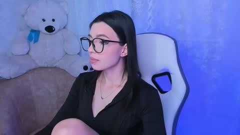 Snapshot of estercollins chatting on 10/07/25, 10:40 Ester online show from 10/07/25, 10:40