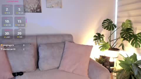 Snapshot of estercollins_ chatting on 05/13/26, 08:16 Is secret online show from 05/13/26, 08:16