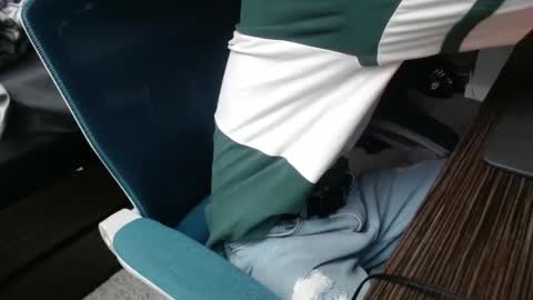 94Bottles online show from 10/06/25, 07:55