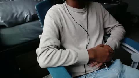 94Bottles online show from 10/28/25, 08:44