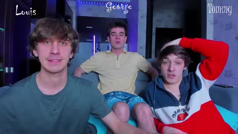 Snapshot of esthetics_boys chatting on 02/18/25, 04:05 LOUIS online show from 02/18/25, 04:05