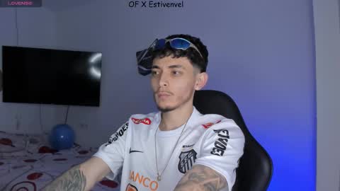 estivenvel online show from 10/01/25, 02:45