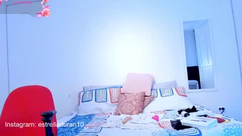 Estrellita online show from 01/17/25, 01:57