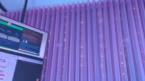 Estrella online show from 03/13/26, 12:01