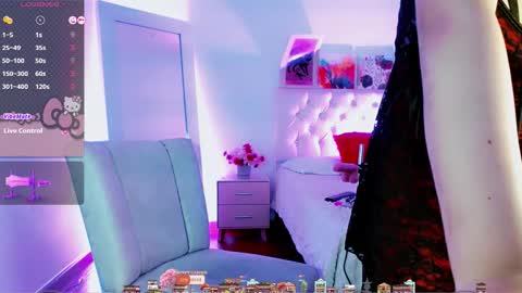 Moon online show from 11/04/25, 07:46