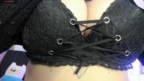 eternalmuse online show from 12/01/25, 09:03