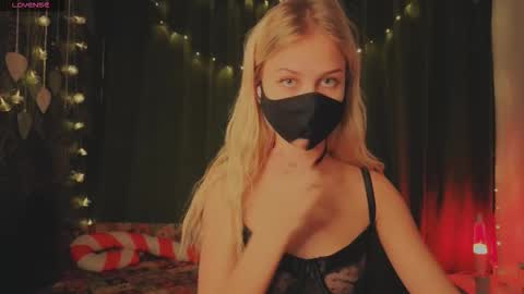 Snapshot of eternalophelia chatting on 01/10/26, 08:54 Sophia online show from 01/10/26, 08:54