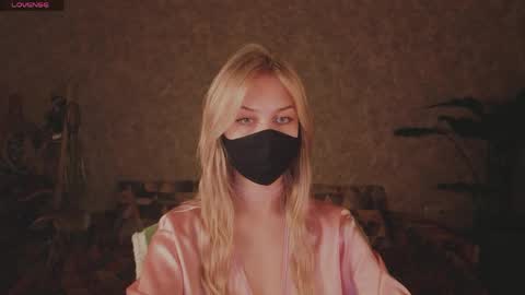 Sophia online show from 04/21/26, 02:04