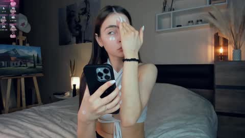 Mary online show from 02/02/25, 07:20