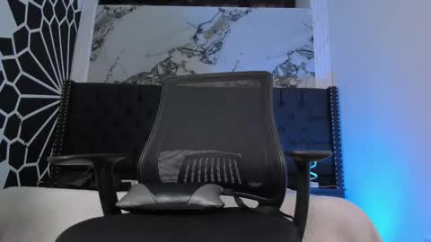 ethaancox online show from 03/03/26, 08:48