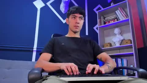 Etham online show from 10/03/25, 12:13