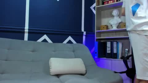 Etham online show from 10/04/25, 12:14