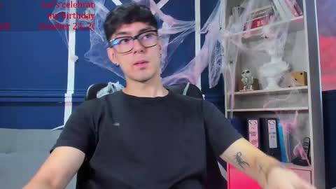 Etham online show from 10/22/25, 02:06