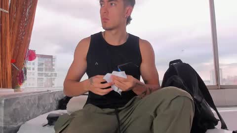 Etham online show from 11/22/25, 11:42