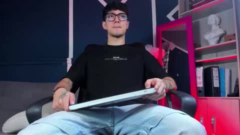 Etham online show from 12/01/25, 04:01