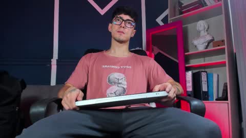 Etham online show from 12/03/25, 12:58