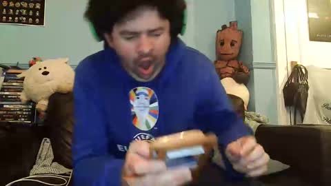 Snapshot of ethan14111 chatting on 04/08/26, 02:44 Ethan1411 online show from 04/08/26, 02:44