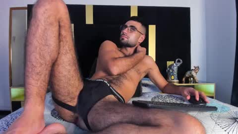 Snapshot of ethan__walker chatting on 02/24/25, 08:25 Ethan online show from 02/24/25, 08:25