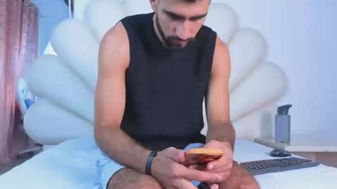 Snapshot of ethan__walker chatting on 09/11/25, 03:01 Ethan online show from 09/11/25, 03:01