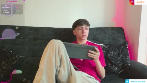 ethan and ava online show from 03/11/26, 01:06