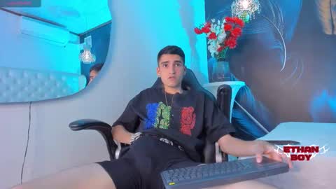 Ethan online show from 12/16/25, 09:31