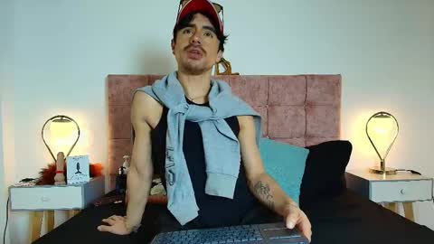 ethan  online show from 04/17/26, 08:23