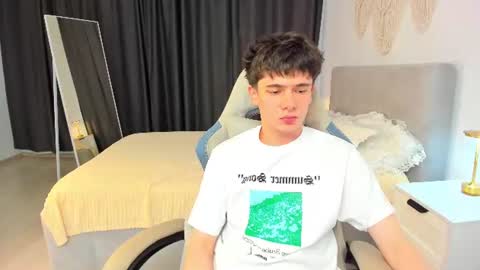 Ethan online show from 07/16/26, 10:54