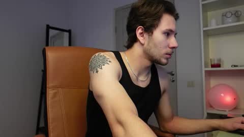 Ethan online show from 10/25/25, 11:51