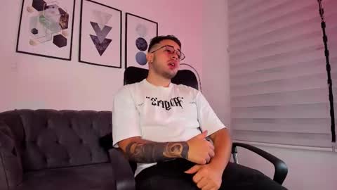 ethan_greacee online show from 02/24/26, 12:25