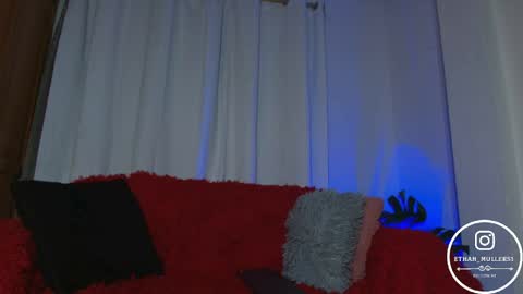 Snapshot of ethan_mullers1 chatting on 04/27/26, 10:02 Ethan Muller online show from 04/27/26, 10:02