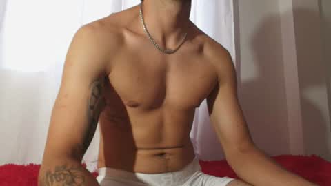 Snapshot of ethan_mullers1 chatting on 06/24/26, 11:42 Ethan Muller online show from 06/24/26, 11:42