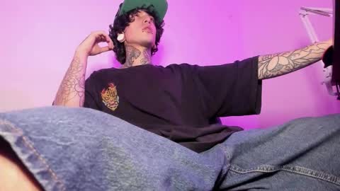 Ethan sykes online show from 11/19/25, 03:17