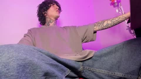 Ethan sykes online show from 11/23/25, 02:00