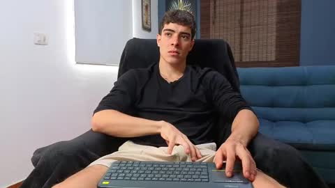 ethangreey1 online show from 03/11/26, 02:34