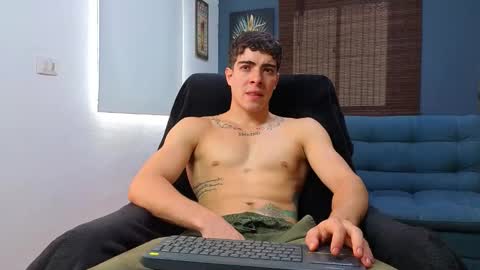 ethangreey1 online show from 04/03/26, 03:43